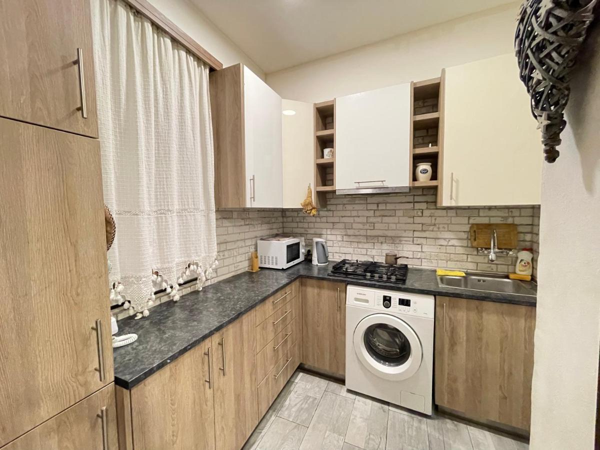 Talaveri Apartment In Old Tbilisi Exteriör bild